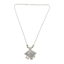 Floral motif pendant        
